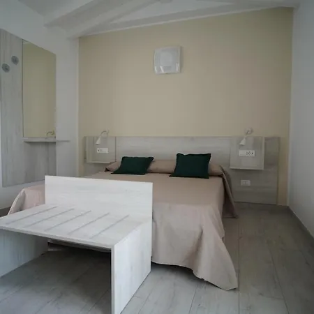 Lentischio Πανσιόν Budoni