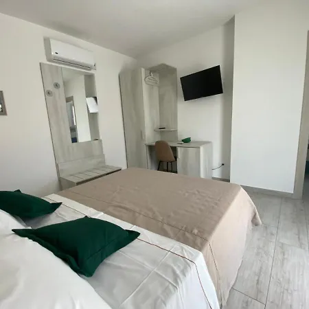 Πανσιόν Lentischio 4*